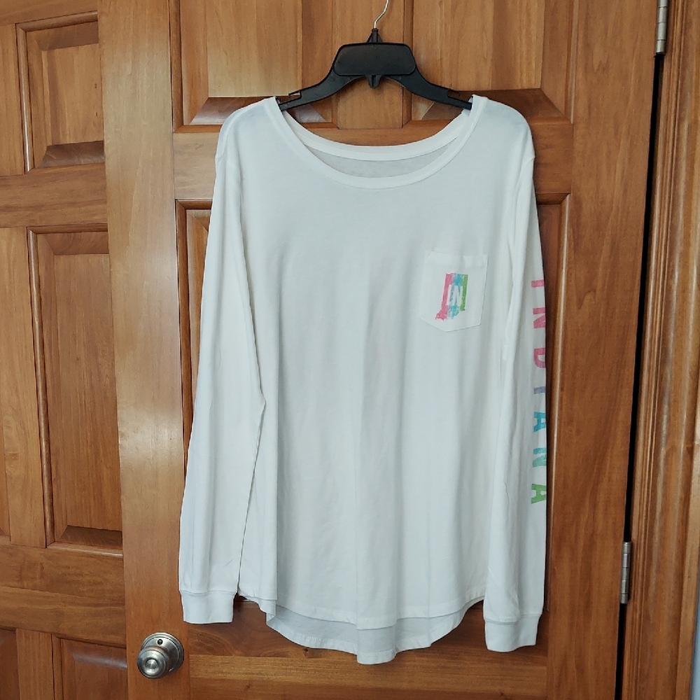 *🆕 State of Mind Indiana, Long Sleeve White Tee w/Accent on Pocket, Size 2X NEW